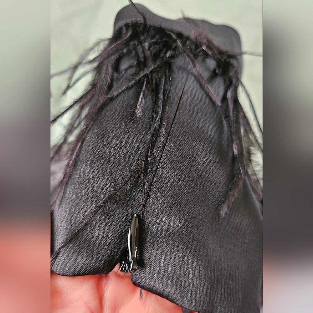 WAYF Feather Spagetti Strap Crop Top (S) - Picture 5 of 6